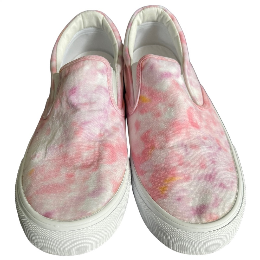Slip-on sneakers
